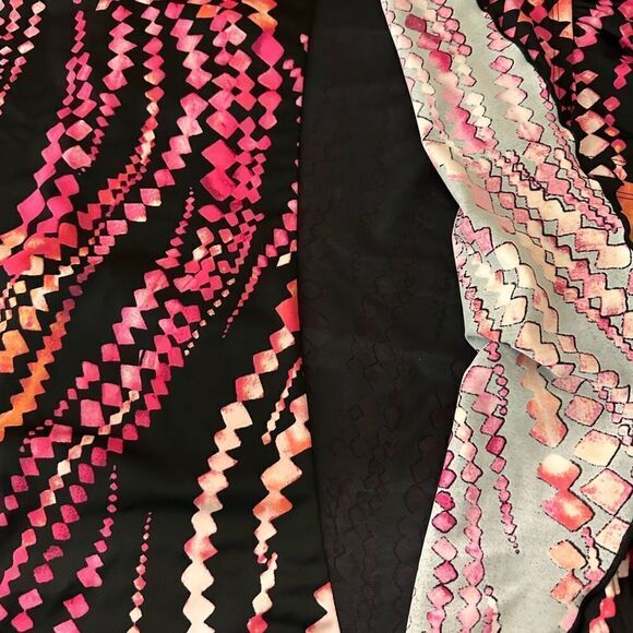 Catherine’s bathing suit top - Picture 9 of 9